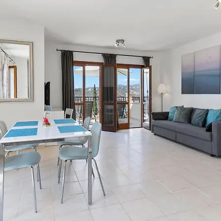 Charming Mz11 With Beautiful Coastal Views Aphrodite Hills Apartamento